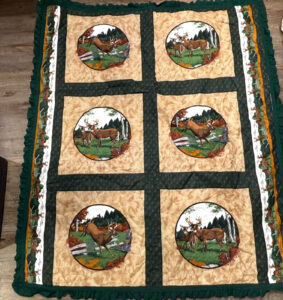Vintage Deer Hunting Cabin Quilt Blanket 46x55 Rustic Lodge Wildlife Decor